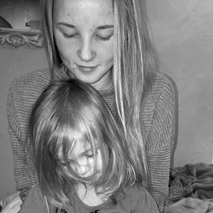 Meet your Posher, Lea